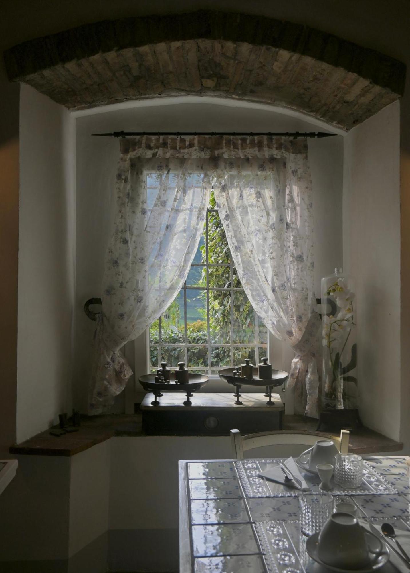 Adrara San Rocco 비앤비 카사 델 논노 B&B 외부 사진