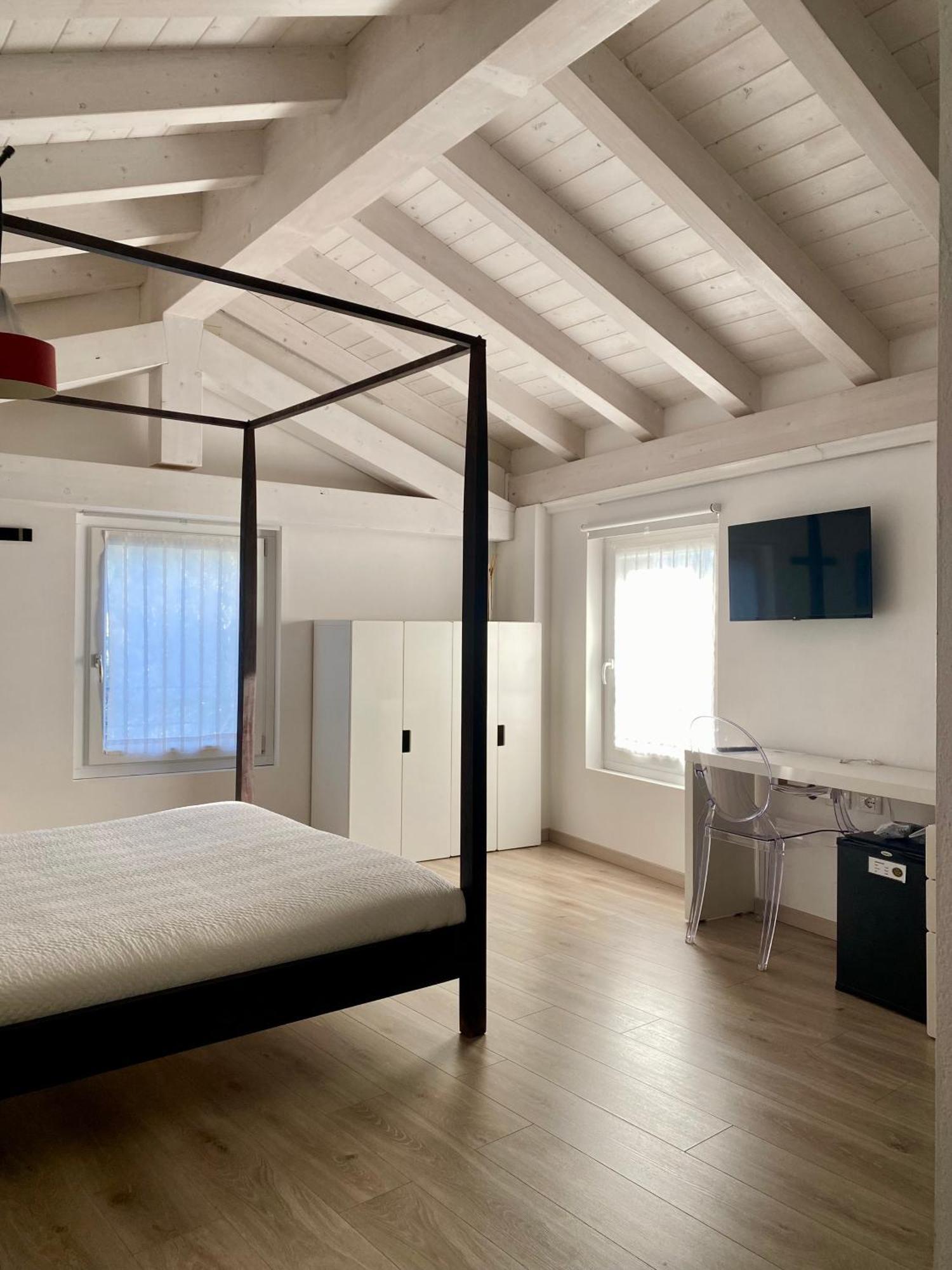 Adrara San Rocco 비앤비 카사 델 논노 B&B 외부 사진