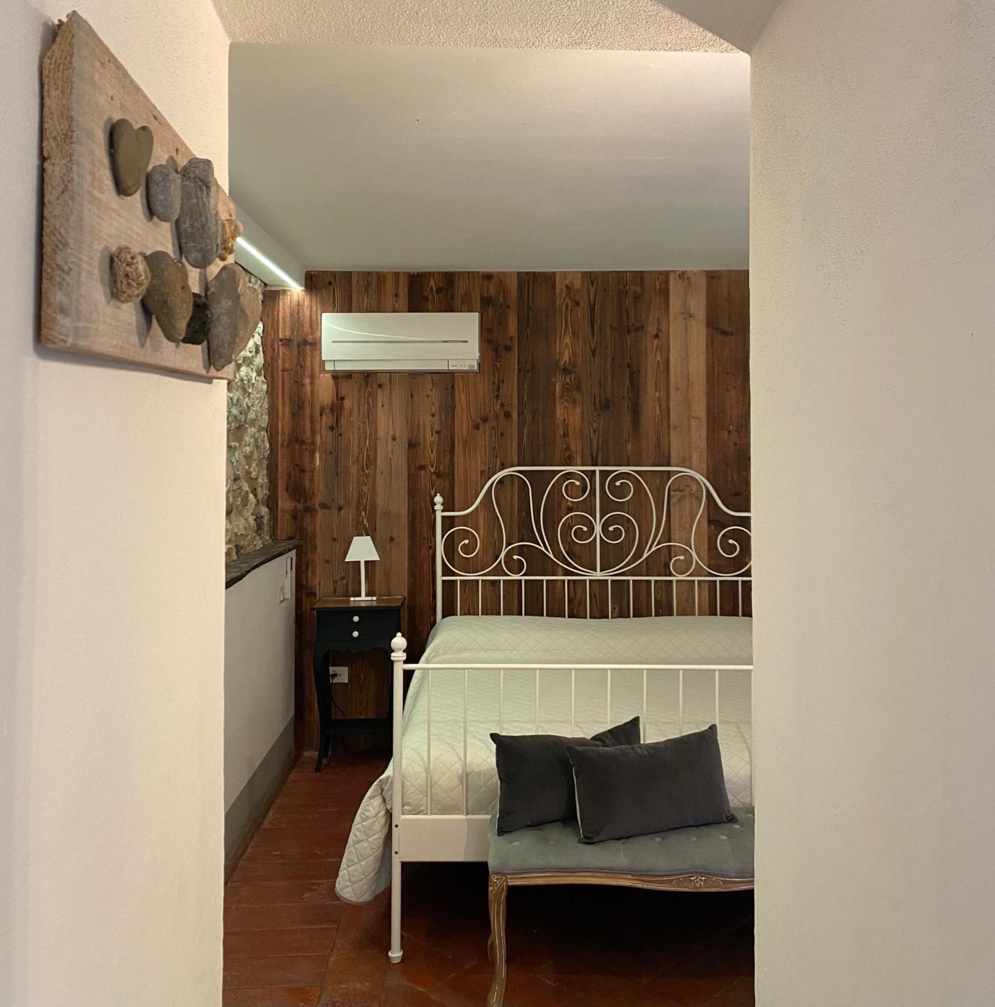 Adrara San Rocco 비앤비 카사 델 논노 B&B 외부 사진